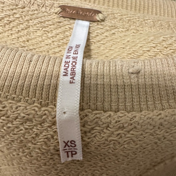 Free People GRAMS ATTIC SWEATSHIRT - Picture 13 of 16